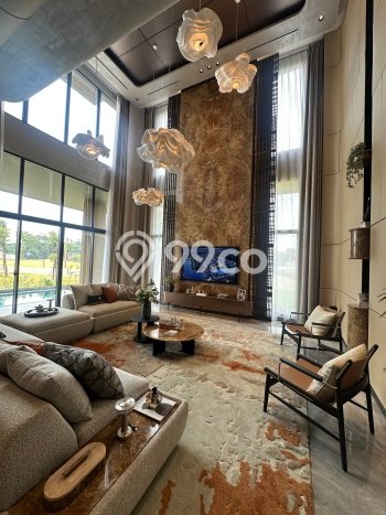 Jual Rumah Luas Megah Dengan View Cantik di Summarecon Bekasi, Bekasi Jual Rumah Luas Megah Dengan View Cantik di Summarecon Bekasi, Bekasi