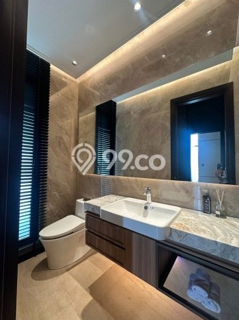 Ready to Use! Luxury House LT 300m2 Desain Modern di Summarecon Bekasi Ready to Use! Luxury House LT 300m2 Desain Modern di Summarecon Bekasi