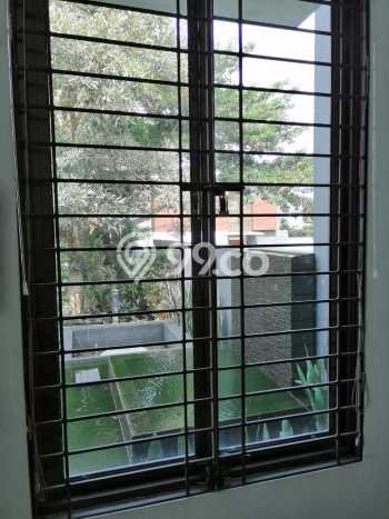 Rumah Elit Modern Tanpa Renovasi di Setiabudi Bandung Rumah Elit Modern Tanpa Renovasi di Setiabudi Bandung