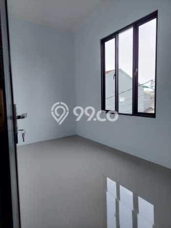 For Sale Rumah 4 Kamar Lokasi Strategis Bagus dan Strategis di Pasar Rebo For Sale Rumah 4 Kamar Lokasi Strategis Bagus dan Strategis di Pasar Rebo