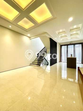For Sale! Luxury House LT 127m2 Desain Modern di Cipete For Sale! Luxury House LT 127m2 Desain Modern di Cipete