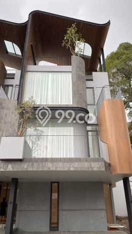 For Sale! Luxury House LT 107m2 Desain Modern di Kemang For Sale! Luxury House LT 107m2 Desain Modern di Kemang
