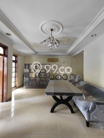 Dijual Rumah Mewah Megah Dengan View Eksklusif di Pondok Indah, Jakarta Selatan Dijual Rumah Mewah Megah Dengan View Eksklusif di Pondok Indah, Jakarta Selatan
