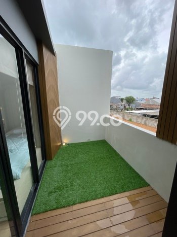 Jual Rumah Luas Megah Dengan View Eksklusif di Duri Kosambi, Jakarta Barat Jual Rumah Luas Megah Dengan View Eksklusif di Duri Kosambi, Jakarta Barat