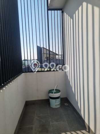 Jual Rumah Luas Elegan Dengan View Cantik di Pegadungan, Jakarta Barat Jual Rumah Luas Elegan Dengan View Cantik di Pegadungan, Jakarta Barat