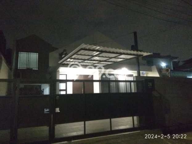 Dijual Rumah Mewah Elegan Dengan View Eksklusif di Meruya, Jakarta Barat Dijual Rumah Mewah Elegan Dengan View Eksklusif di Meruya, Jakarta Barat