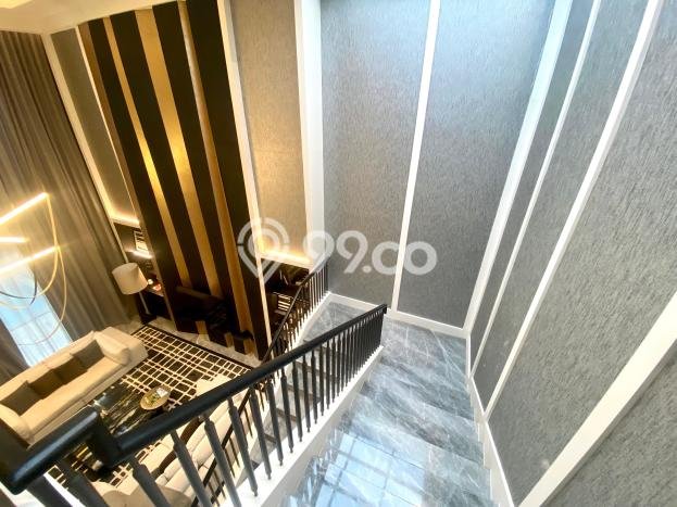 Rumah Elit Modern Tanpa Renovasi di Alam Sutera Tangerang Rumah Elit Modern Tanpa Renovasi di Alam Sutera Tangerang