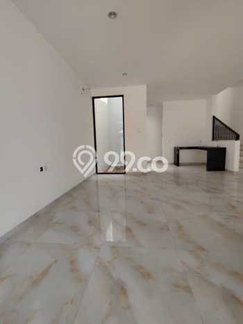 Rumah Elit LB 132m2 Siap Huni Desain Elegan di Villa Meruya, Jakarta Barat Rumah Elit LB 132m2 Siap Huni Desain Elegan di Villa Meruya, Jakarta Barat