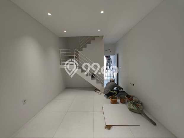 Rumah Modern 3 Kamar LT 42m2 di Tanjung Duren Selatan Rumah Modern 3 Kamar LT 42m2 di Tanjung Duren Selatan