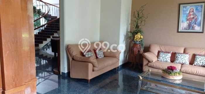Jual Rumah Mewah Elegan Dengan View Cantik di Pantai Mutiara, Jakarta Utara Jual Rumah Mewah Elegan Dengan View Cantik di Pantai Mutiara, Jakarta Utara