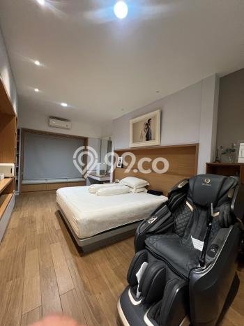 Rumah Elit Modern Tanpa Renovasi di Green Lake City Jakarta Barat Rumah Elit Modern Tanpa Renovasi di Green Lake City Jakarta Barat