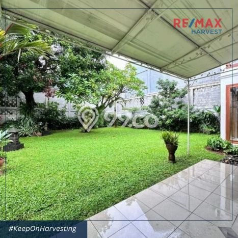 Dijual Rumah Mewah Elegan Dengan View Cantik di Kemang, Jakarta Selatan Dijual Rumah Mewah Elegan Dengan View Cantik di Kemang, Jakarta Selatan