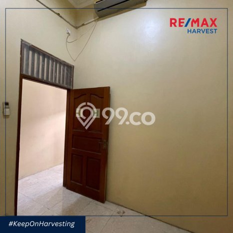 For Sale Hunian Rumah Terawat 2 Kamar di Tanjung Duren, Jakarta Barat For Sale Hunian Rumah Terawat 2 Kamar di Tanjung Duren, Jakarta Barat