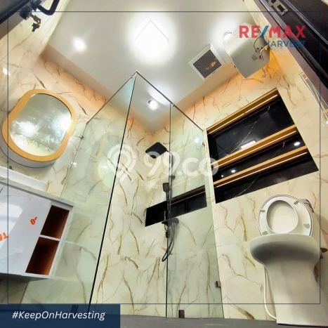 LISTING BARU! Rumah Strategis di Meruya, Luas 125m² LB 162m² LISTING BARU! Rumah Strategis di Meruya, Luas 125m² LB 162m²