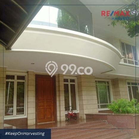 Ready to Use! Premium House LT 758m2 Desain Elegan di Puri Indah Ready to Use! Premium House LT 758m2 Desain Elegan di Puri Indah