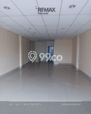 Ruko Bagus LT 65m2 LB 333m2 Dijual di Kebon Jeruk Jakarta Barat Ruko Bagus LT 65m2 LB 333m2 Dijual di Kebon Jeruk Jakarta Barat