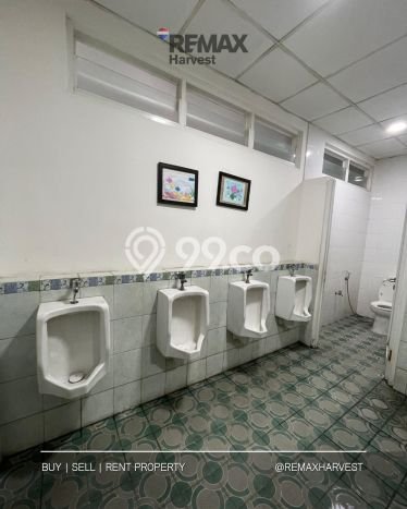 Ruko Dijual di Jakarta Barat LT 650m2 & LB 1827m2 Lokasi Terbaik! Ruko Dijual di Jakarta Barat LT 650m2 & LB 1827m2 Lokasi Terbaik!