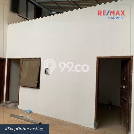 LOKASI SUPER STRATEGIS! Gudang Kawasan , Luas 100m2m², Ramai Pengunjung LOKASI SUPER STRATEGIS! Gudang Kawasan , Luas 100m2m², Ramai Pengunjung