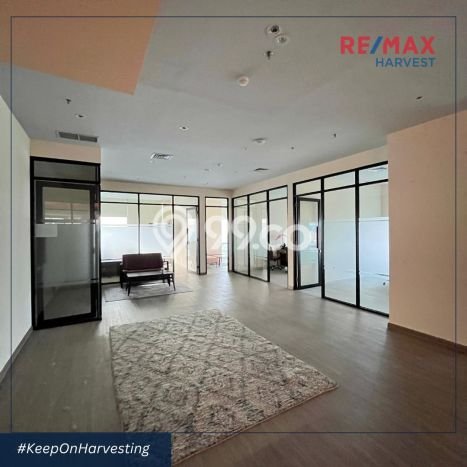 SEWA TERJANGKAU! Kantor Kawasan Grogol Petamburan, Luas 387m², Lokasi Komersial SEWA TERJANGKAU! Kantor Kawasan Grogol Petamburan, Luas 387m², Lokasi Komersial