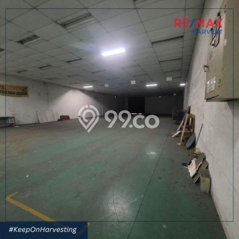 Unit Pabrik Dijual di Bekasi LT 8205m2 & LB 4250m2 Unit Pabrik Dijual di Bekasi LT 8205m2 & LB 4250m2