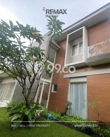 Hunian Mewah LB 300m2 Siap Huni Desain Elegan di Alam Sutera, Tangerang Hunian Mewah LB 300m2 Siap Huni Desain Elegan di Alam Sutera, Tangerang