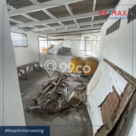 Ruko Dijual di Jakarta Pusat LT 100m2 & LB 300m2 Lokasi Terbaik! Ruko Dijual di Jakarta Pusat LT 100m2 & LB 300m2 Lokasi Terbaik!