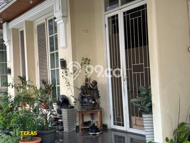 Rumah Elit LB 250m2 Siap Pakai Desain Elegan di Pejaten, Jakarta Selatan Rumah Elit LB 250m2 Siap Pakai Desain Elegan di Pejaten, Jakarta Selatan