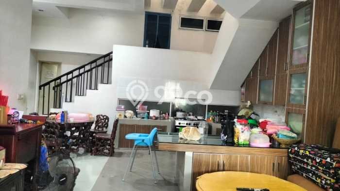 Jual Rumah Mewah Elegan Dengan View Eksklusif di Sunter, Jakarta Utara Jual Rumah Mewah Elegan Dengan View Eksklusif di Sunter, Jakarta Utara