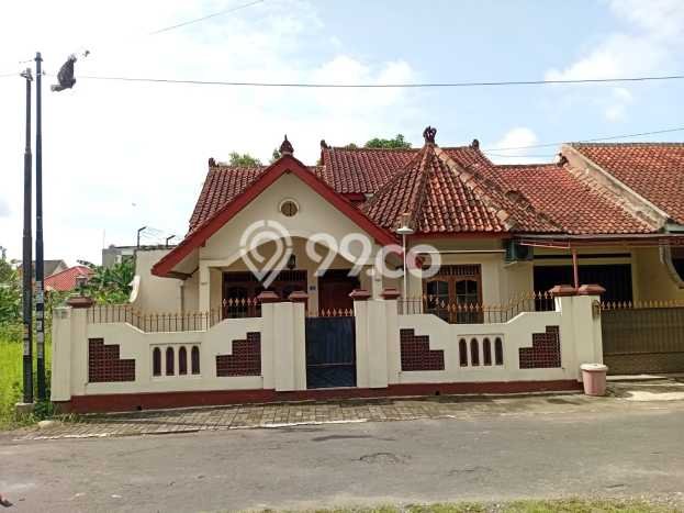 Dijual Cepat Rumah Bagus Siap Huni LB 126m2 di Kalasan, Sleman Dijual Cepat Rumah Bagus Siap Huni LB 126m2 di Kalasan, Sleman