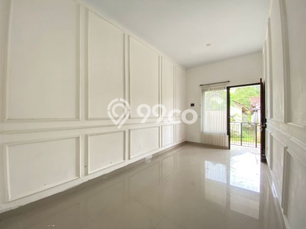 Rumah Modern Cantik 5 KT Siap Huni di Sleman Rumah Modern Cantik 5 KT Siap Huni di Sleman