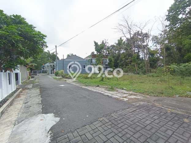 Tanah Dijual di Sleman Seluas 181m2 Strategis Tanah Dijual di Sleman Seluas 181m2 Strategis