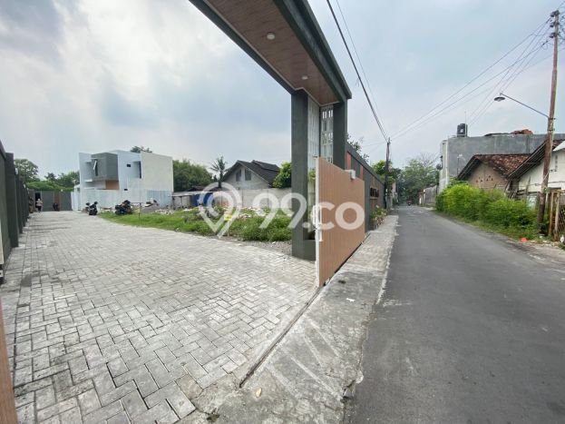 Dijual Hunian Rumah Terawat 3 KT di Sidoarum, Yogyakarta Dijual Hunian Rumah Terawat 3 KT di Sidoarum, Yogyakarta