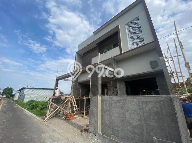 KESEMPATAN EMAS! Rumah di Maguwoharjo, Yogyakarta, Luas 85m2m² LB 85m2m² KESEMPATAN EMAS! Rumah di Maguwoharjo, Yogyakarta, Luas 85m2m² LB 85m2m²