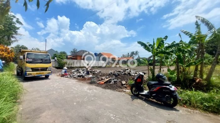 Jual Rumah Strategis Bagus Punya 3 KT di Ngaglik Sleman SHM Jual Rumah Strategis Bagus Punya 3 KT di Ngaglik Sleman SHM