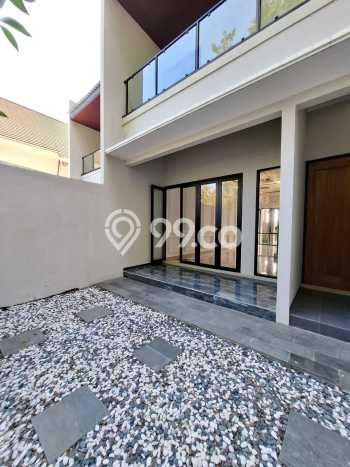 Rumah Modern 4 Kamar LT 139m2 di Kaliurang Rumah Modern 4 Kamar LT 139m2 di Kaliurang