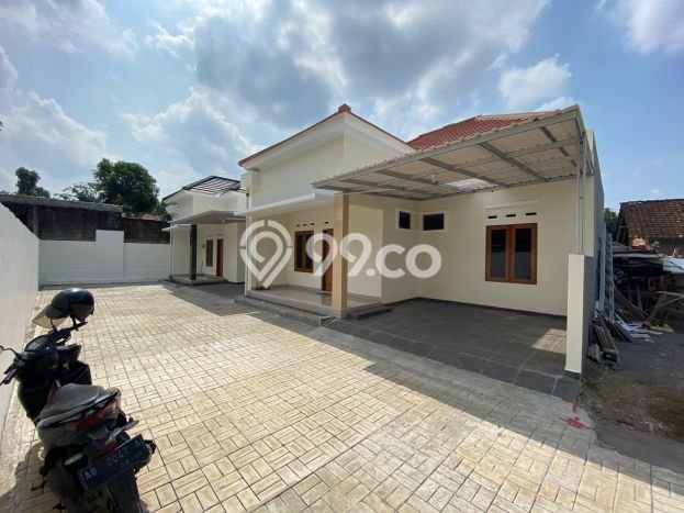 Rumah Minimalis 3 KT di Maguwoharjo Yogyakarta Unfurnished Rumah Minimalis 3 KT di Maguwoharjo Yogyakarta Unfurnished