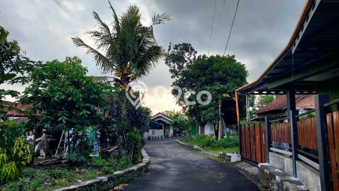 Lahan Kosong Dijual di Sleman dengan Area 113m2 Lahan Kosong Dijual di Sleman dengan Area 113m2