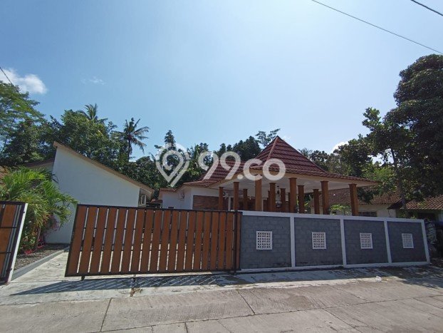 Dijual Rumah 5 Kamar Lokasi Ideal Nyaman dan Strategis di Prambanan Dijual Rumah 5 Kamar Lokasi Ideal Nyaman dan Strategis di Prambanan