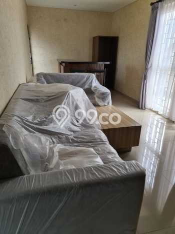 HARGA SPESIAL! Rumah di Setra Sari, Dekat Pusat Kota, 3 KT, Luas 140m² Bangunan 200m² HARGA SPESIAL! Rumah di Setra Sari, Dekat Pusat Kota, 3 KT, Luas 140m² Bangunan 200m²