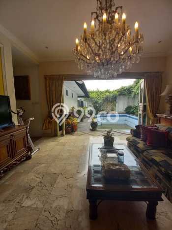 For Sale! Premium House LT 793m2 Desain Elegan di Cipete For Sale! Premium House LT 793m2 Desain Elegan di Cipete