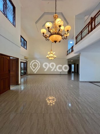 Dijual Rumah Luas Elegan Dengan View Cantik di Cipete, Jakarta Selatan Dijual Rumah Luas Elegan Dengan View Cantik di Cipete, Jakarta Selatan
