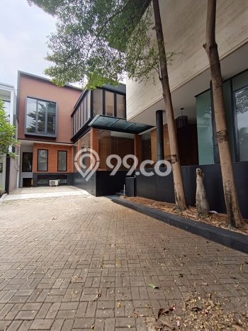 Dijual Rumah Premium dengan Fasilitas Sekitar Lengkap di Kebayoran Lama, Jakarta Selatan Dijual Rumah Premium dengan Fasilitas Sekitar Lengkap di Kebayoran Lama, Jakarta Selatan