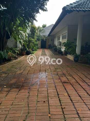 For Sale! Premium House LT 793m2 Desain Elegan di Cipete For Sale! Premium House LT 793m2 Desain Elegan di Cipete
