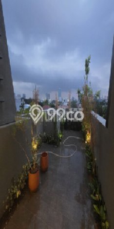 Rumah Elit Modern Tanpa Renovasi di Senopati Jakarta Selatan Rumah Elit Modern Tanpa Renovasi di Senopati Jakarta Selatan