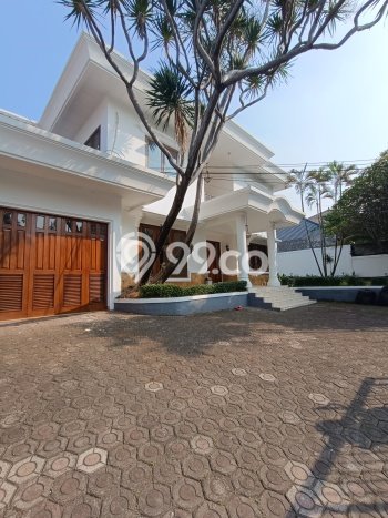 For Sale! Luxury House LT 1420m2 Desain Elegan di Kemang For Sale! Luxury House LT 1420m2 Desain Elegan di Kemang