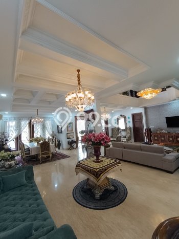 Rumah Mewah LB 600m2 Siap Huni Desain Elegan di Bangka, Jakarta Selatan Rumah Mewah LB 600m2 Siap Huni Desain Elegan di Bangka, Jakarta Selatan