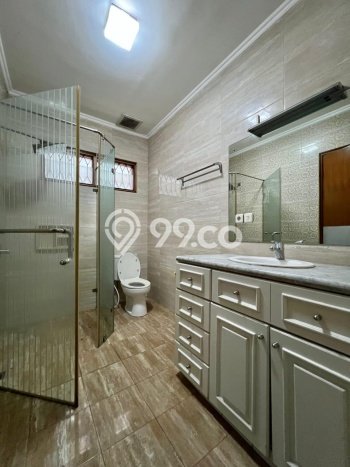 Dijual Rumah Luas Elegan Dengan View Cantik di Cipete, Jakarta Selatan Dijual Rumah Luas Elegan Dengan View Cantik di Cipete, Jakarta Selatan