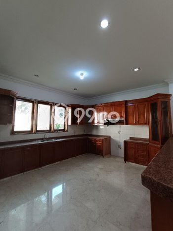 For Sale! Luxury House LT 1420m2 Desain Elegan di Kemang For Sale! Luxury House LT 1420m2 Desain Elegan di Kemang