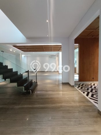 Dijual Rumah Premium dengan Fasilitas Sekitar Lengkap di Kebayoran Lama, Jakarta Selatan Dijual Rumah Premium dengan Fasilitas Sekitar Lengkap di Kebayoran Lama, Jakarta Selatan