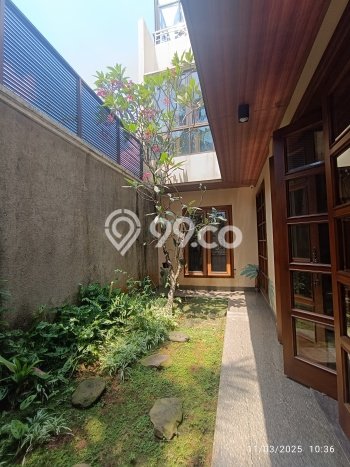 Rumah Mewah LB 650m2 Siap Huni Desain Elegan di Bangka, Jakarta Selatan Rumah Mewah LB 650m2 Siap Huni Desain Elegan di Bangka, Jakarta Selatan